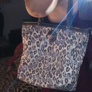 Gray animal print zipper purse